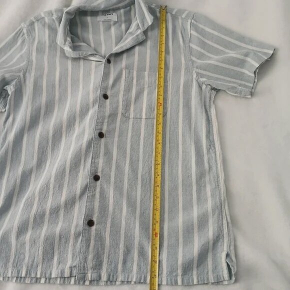 Old Navy Button Front Camp Shirt Short Sleeve Stripped Blue Mens Size Medium - Picture 3 of 5
